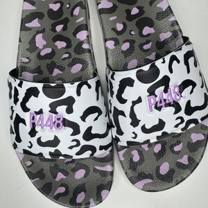 P448 Slides, size 39, Excellent Condition